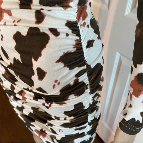 SHEIN - White and brown ruched bodycon Cow pattern stretch dress for S- US XS - Picture 6 of 11